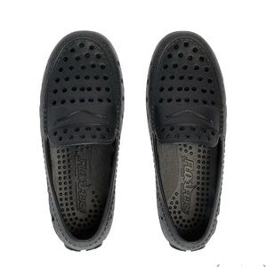 Kids Black Water Shoes
